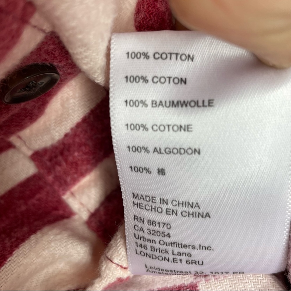 Urban Outfitters BDG Red White Checkered Caleb Crop Flannel Button Down Shirt - Picture 8 of 8